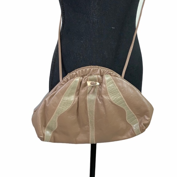 Viva Beige  Faux Leather Crossbody/Clutch Bag - Picture 3 of 3